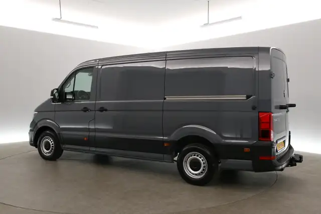 Volkswagen Crafter view 4