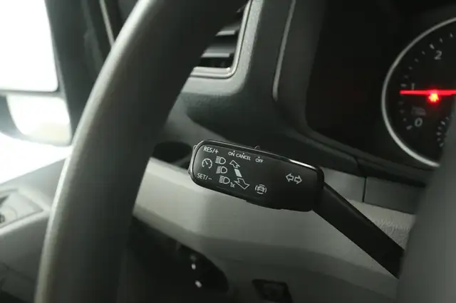 Volkswagen Crafter view 16