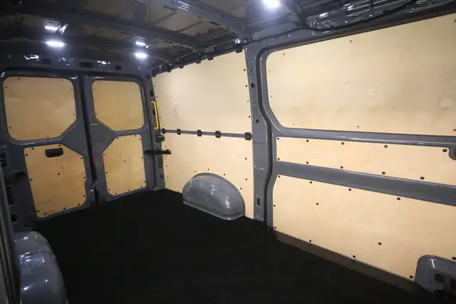 Volkswagen Crafter view 22