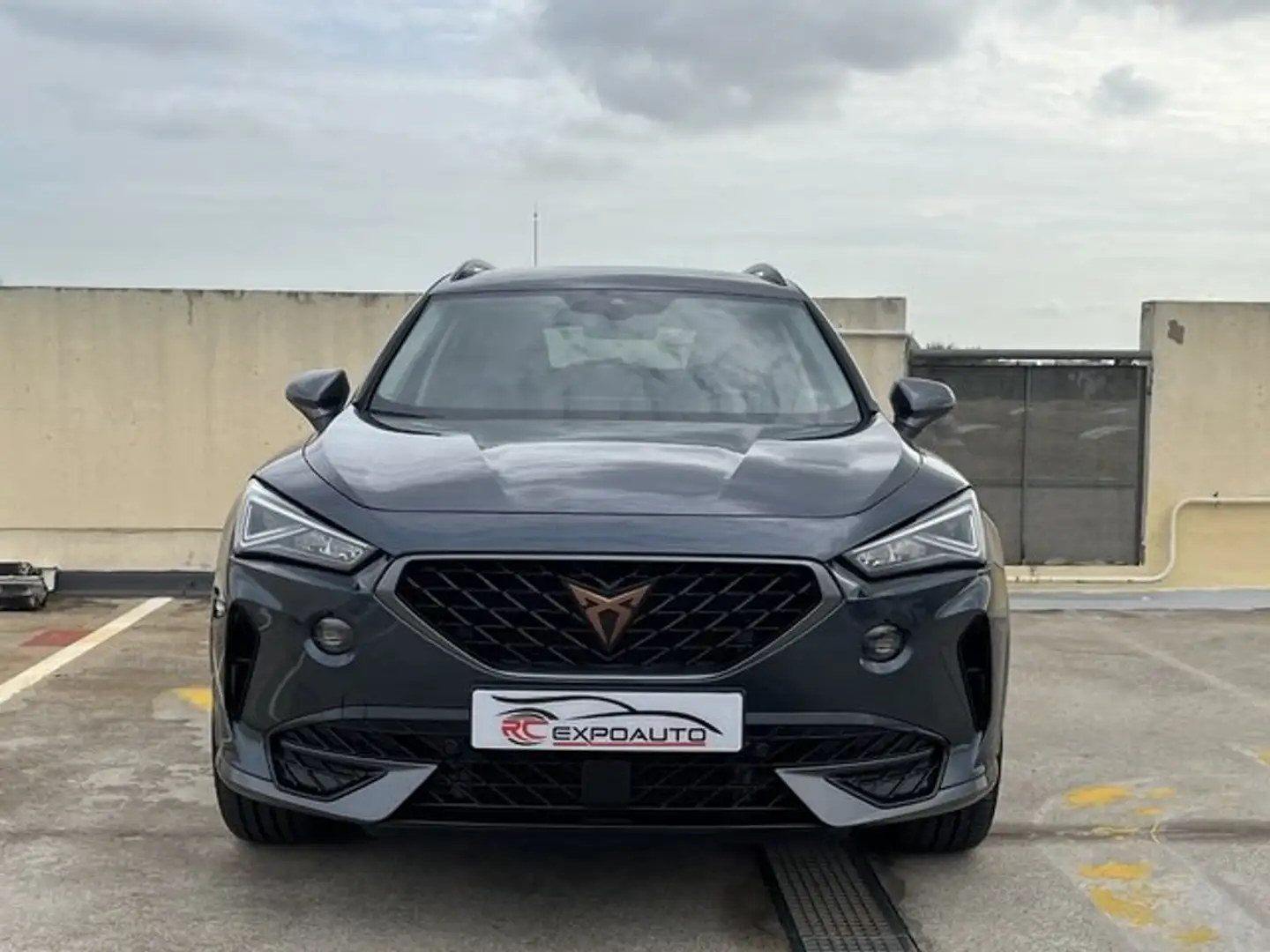 CUPRA Formentor 1.5 TSI 150 DSG Gris - 2
