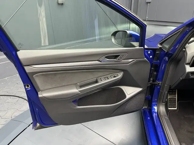 Volkswagen Golf view 12