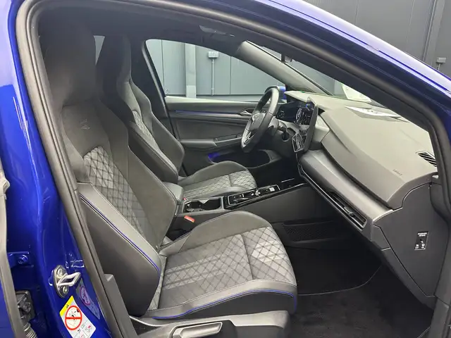 Volkswagen Golf view 9