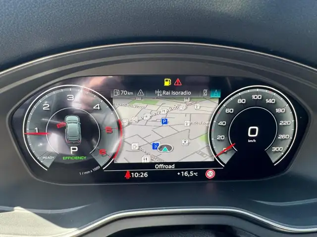 Audi A4 view 14