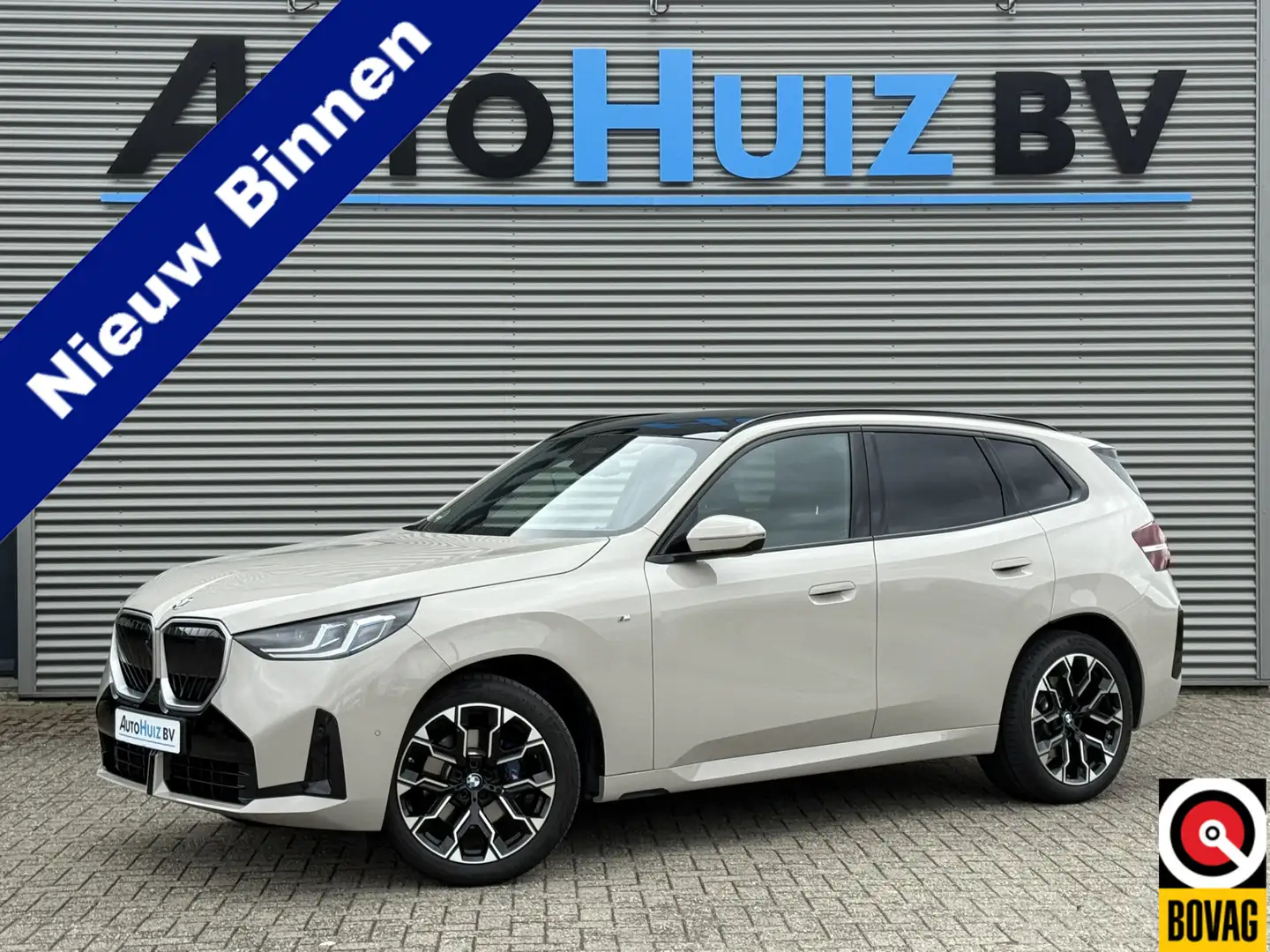 BMW X3 20 xDrive 208PK M Sport Panoramadak Head-Up Displa Grijs - 1