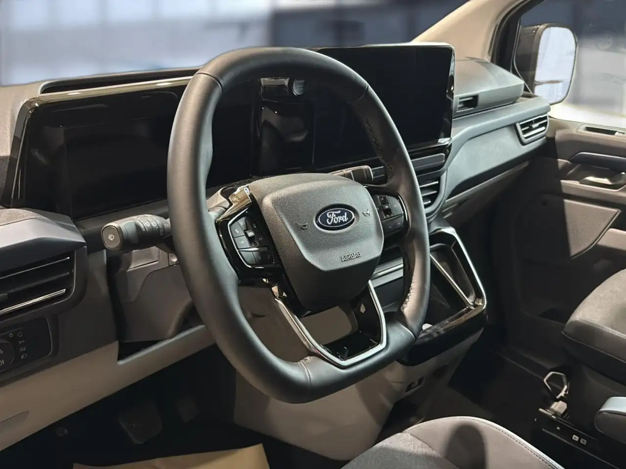 Ford Tourneo Custom 320 L2 Active AWD Bluetooth 9