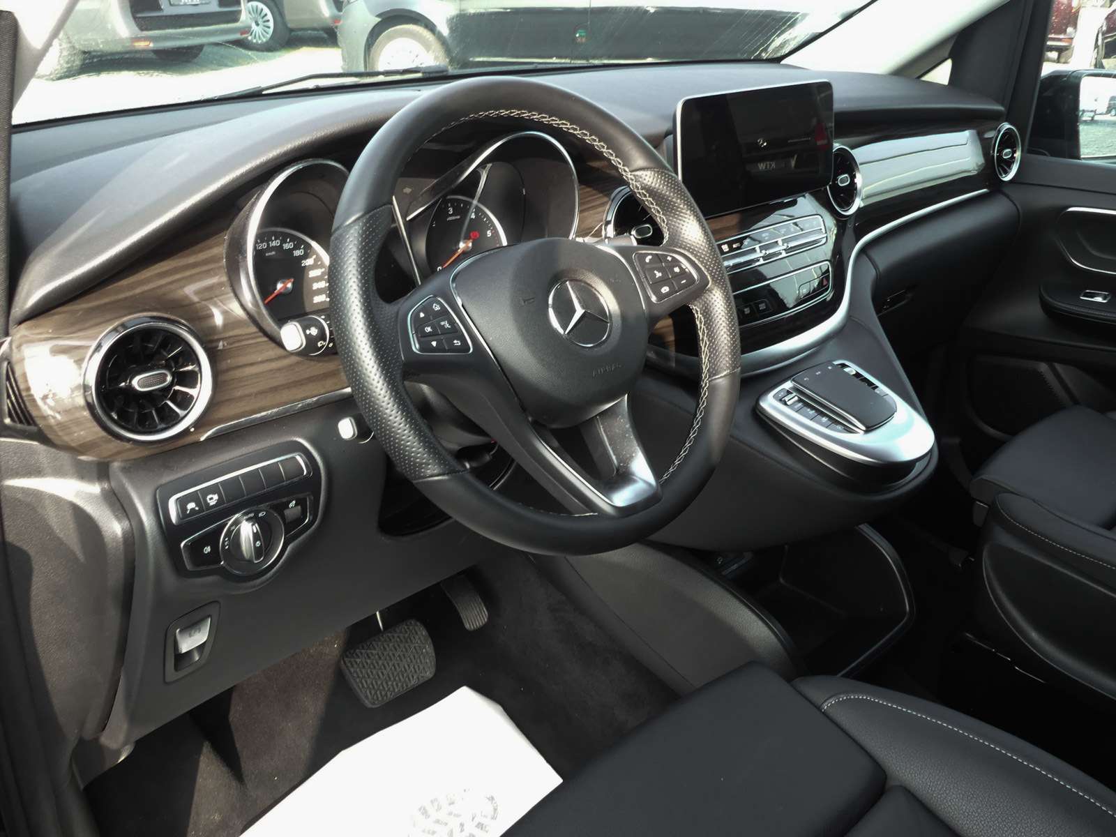 Mercedes-Benz V 300