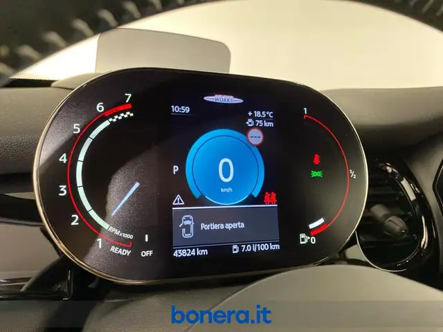 Mini Convertible view 20