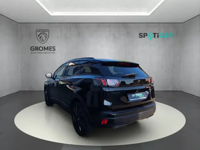 Peugeot 3008 view 5