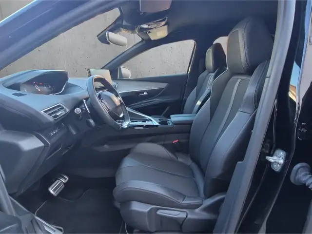 Peugeot 3008 view 9