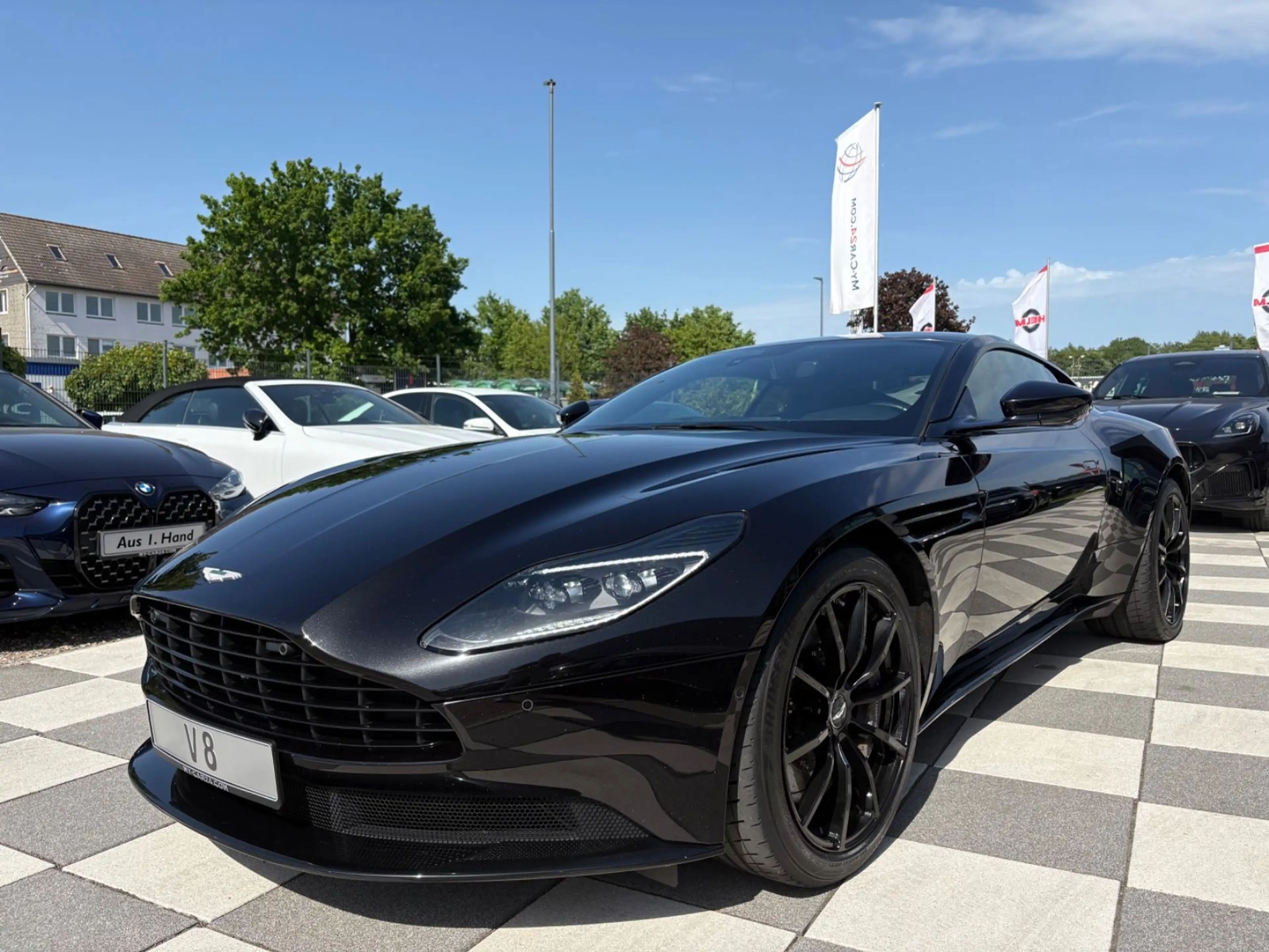 Aston Martin DB11 4.0 V8 -Scheckheft -Deutsches Fzg. — photo 3