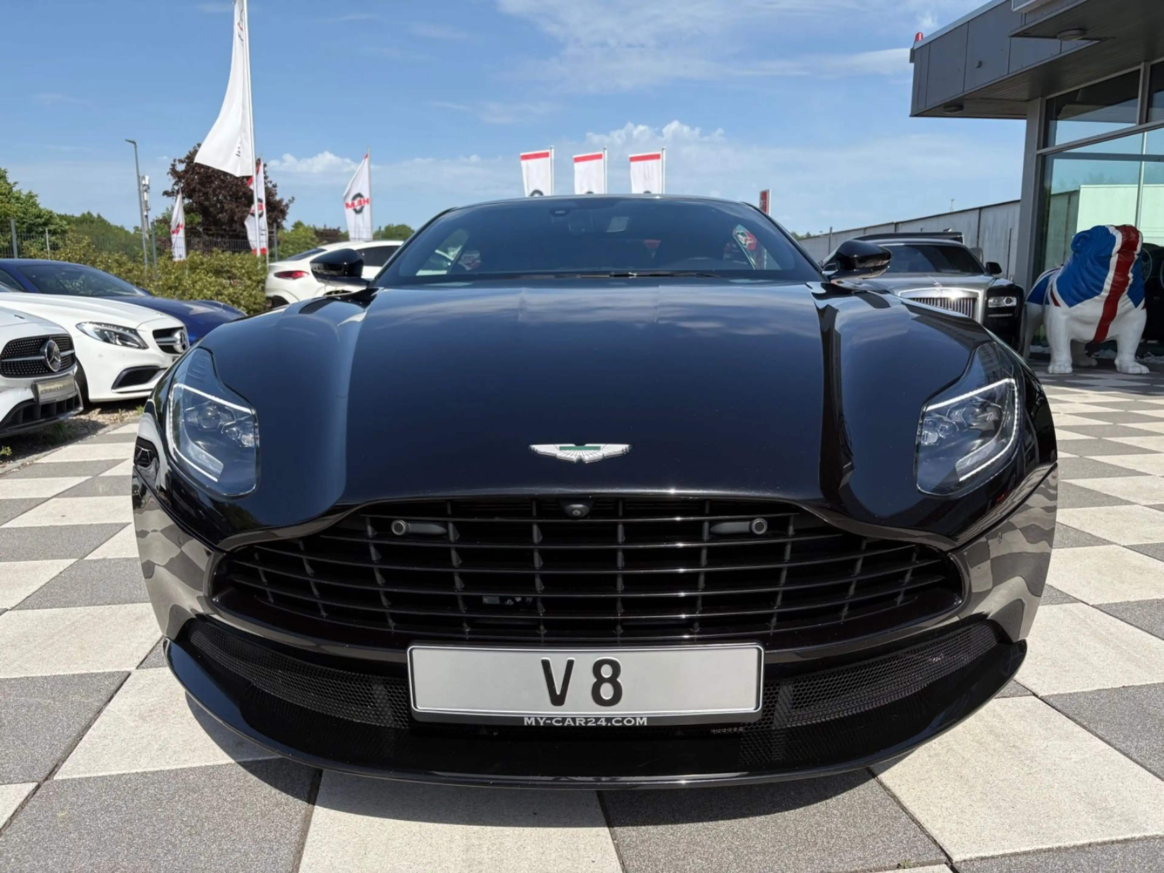 Aston Martin DB11 4.0 V8 -Scheckheft -Deutsches Fzg. — photo 2