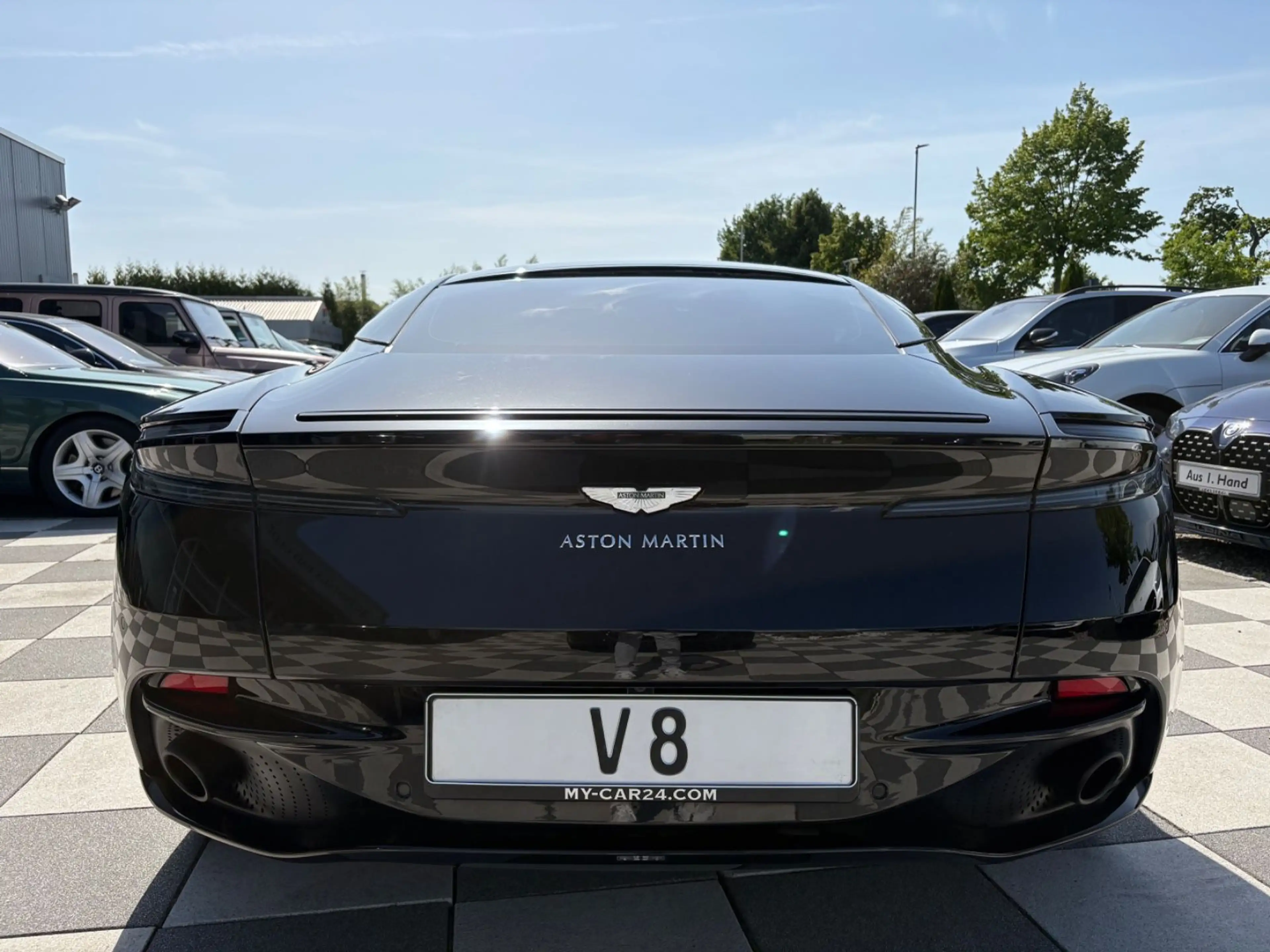 Aston Martin DB11 4.0 V8 -Scheckheft -Deutsches Fzg. — photo 6