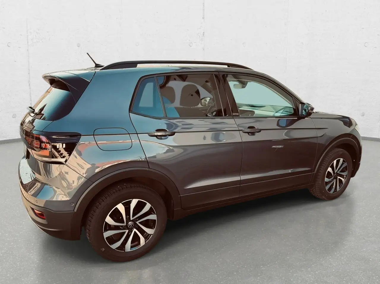 Volkswagen T-Cross Active AHK Rear View DAB Navi ACC Park Assist 8