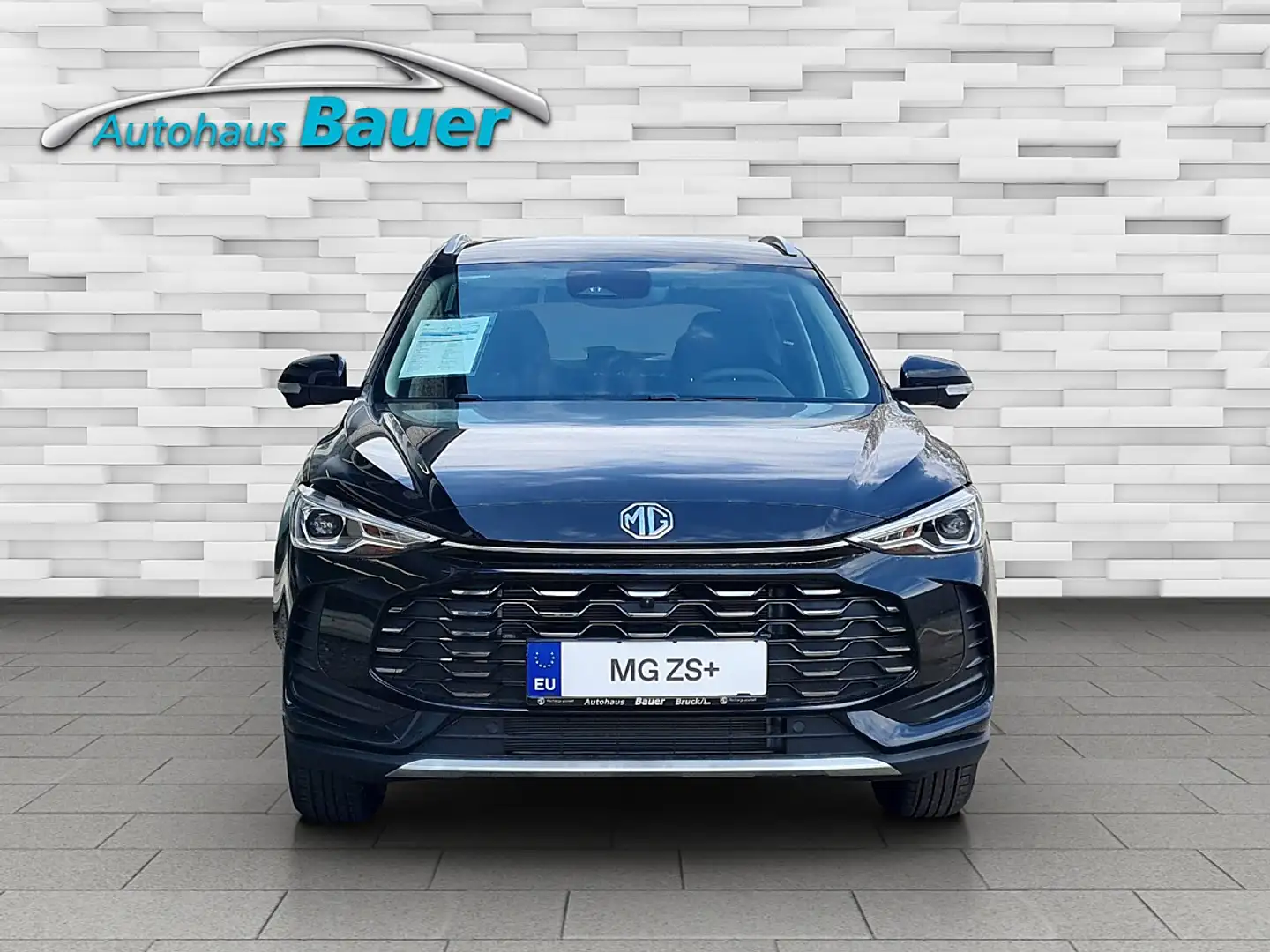 MG ZS + 1.5 Deluxe Schwarz - 2