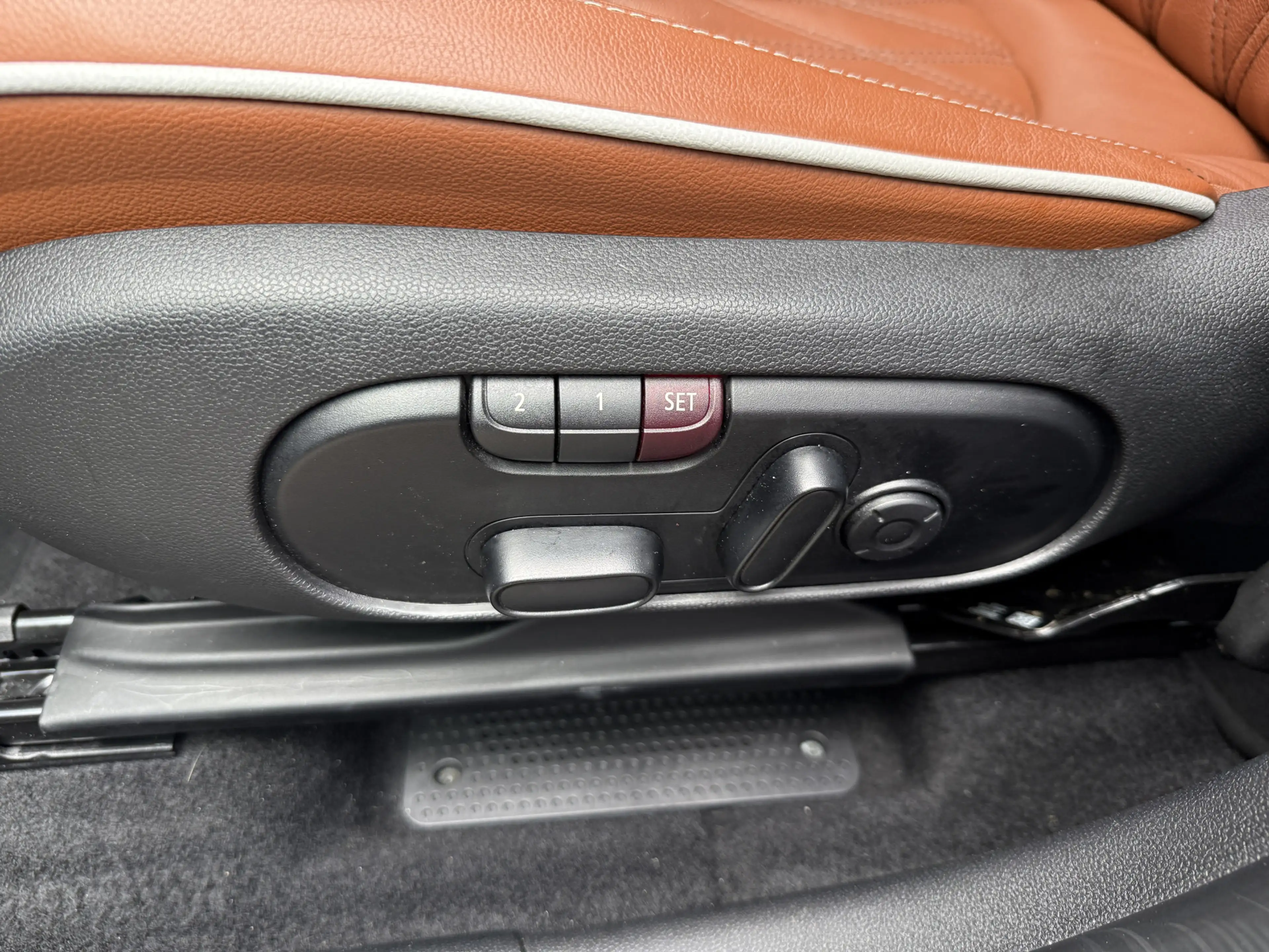 MINI Cooper SE Countryman 1.5 ALL4 Chili Pano/Leder/H&K/Camera — photo 9