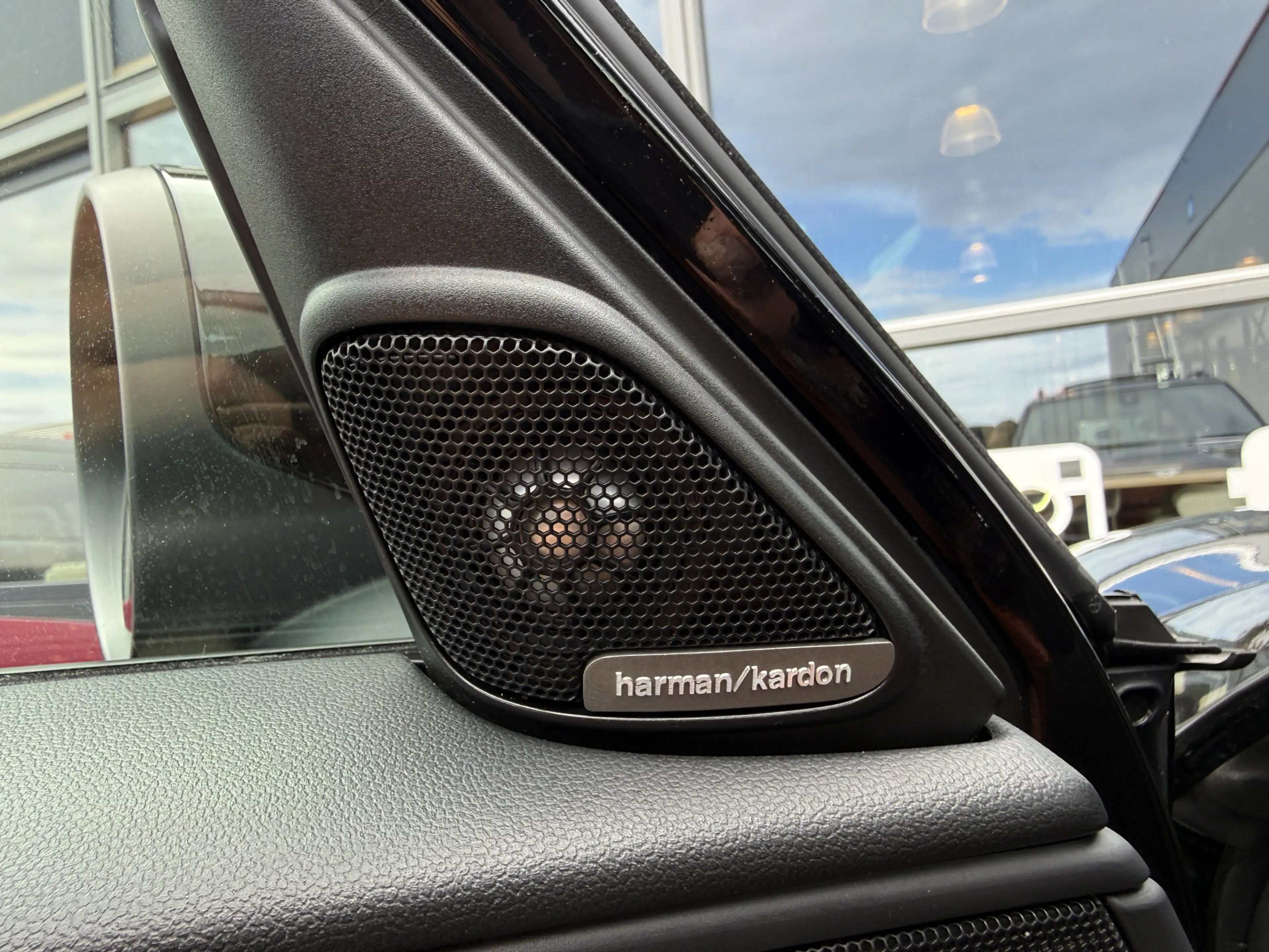 MINI Cooper SE Countryman 1.5 ALL4 Chili Pano/Leder/H&K/Camera — photo 10