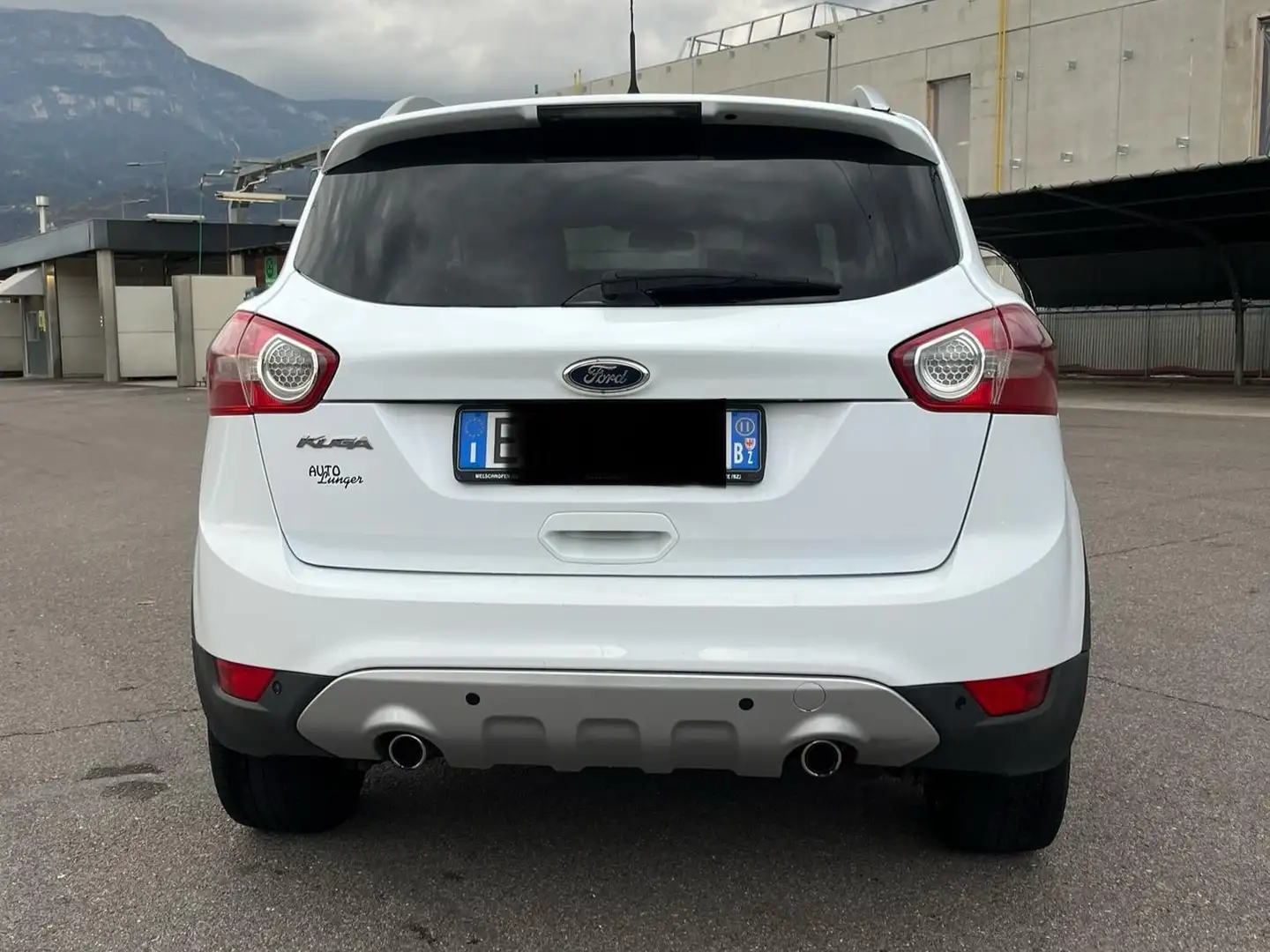 Ford Kuga Kuga 2.0 tdci + 2wd 140cv Blanc - 2