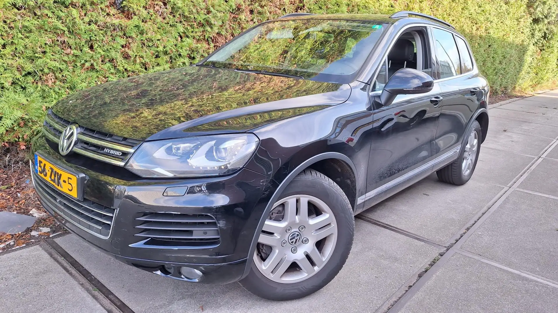 Volkswagen Touareg 3.0 TSI Hybrid Highline Noir - 1