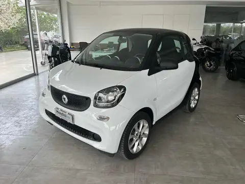 Usata SMART fortwo 60 1.0 Youngster Benzina