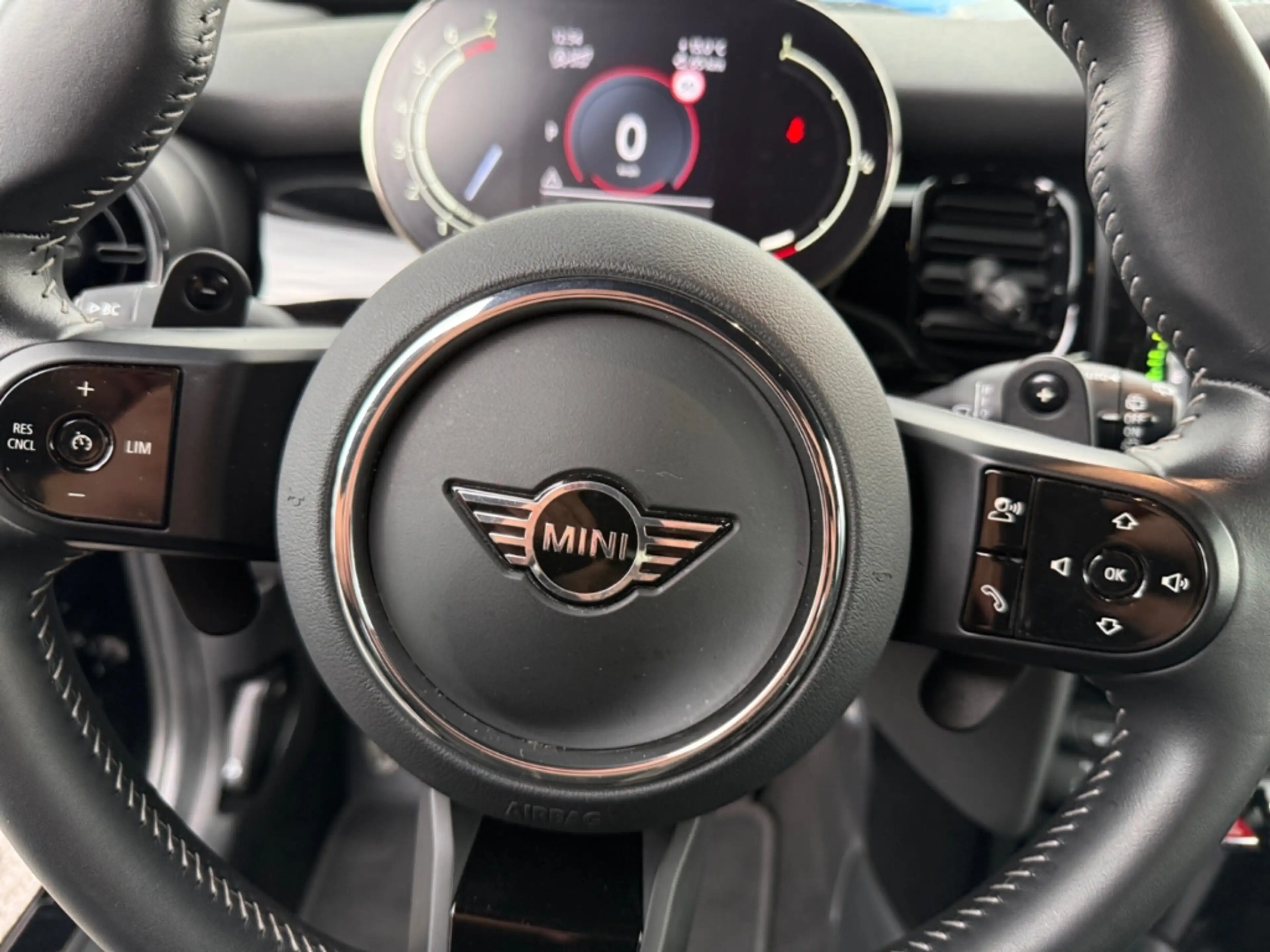 MINI Cooper S *JCW*Navi*Cam*Premium-Paket* — photo 13