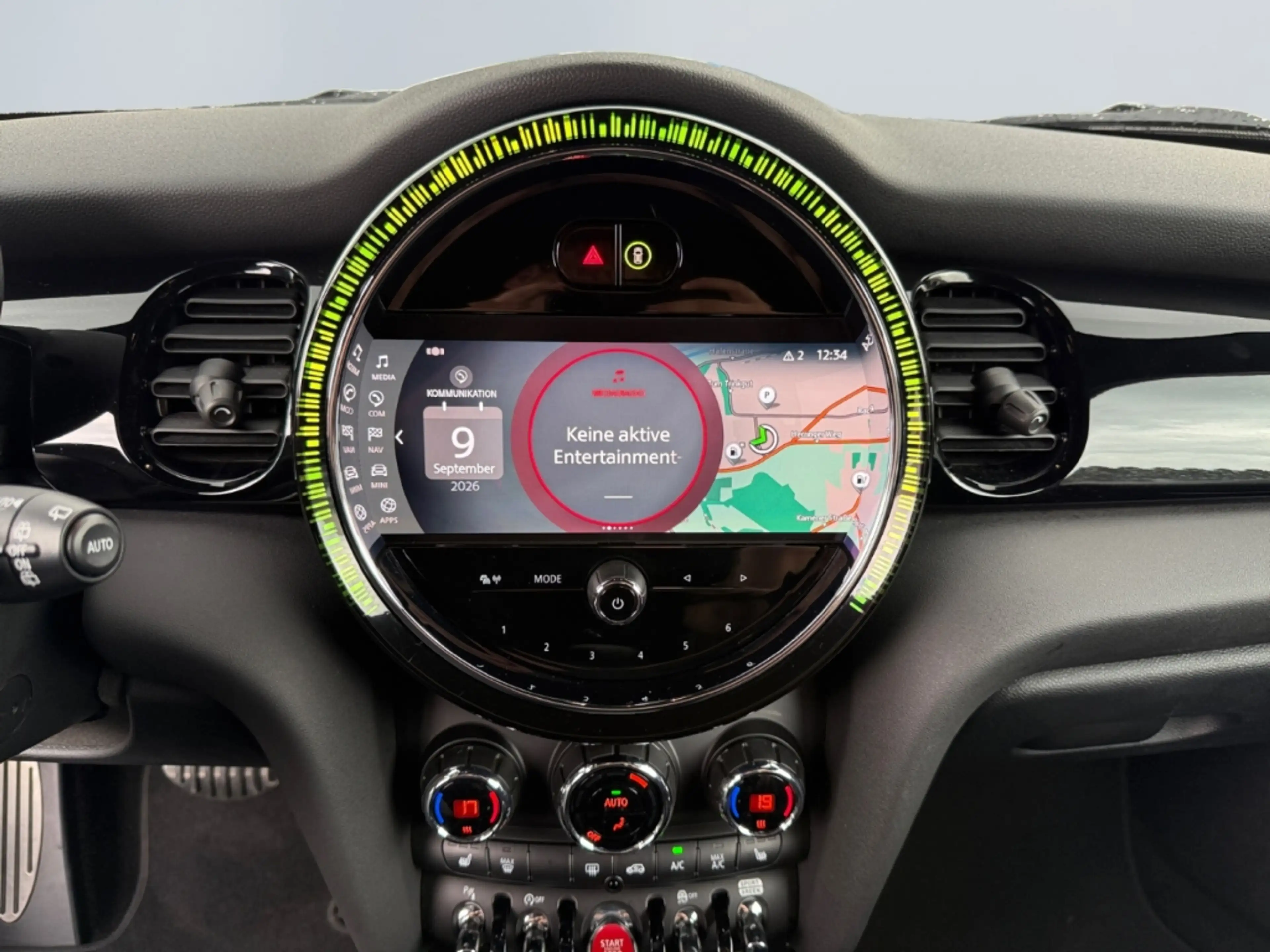 MINI Cooper S *JCW*Navi*Cam*Premium-Paket* — photo 15