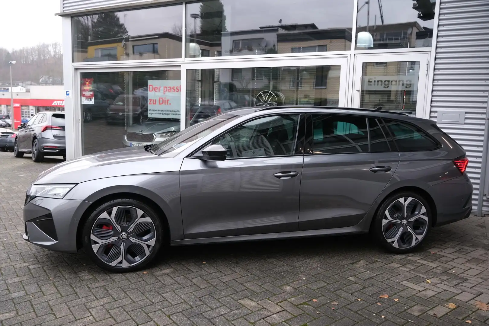 Skoda Octavia Combi RS 2.0TSI DSG Facelift AHK Pano Head-up 1... Grau - 2
