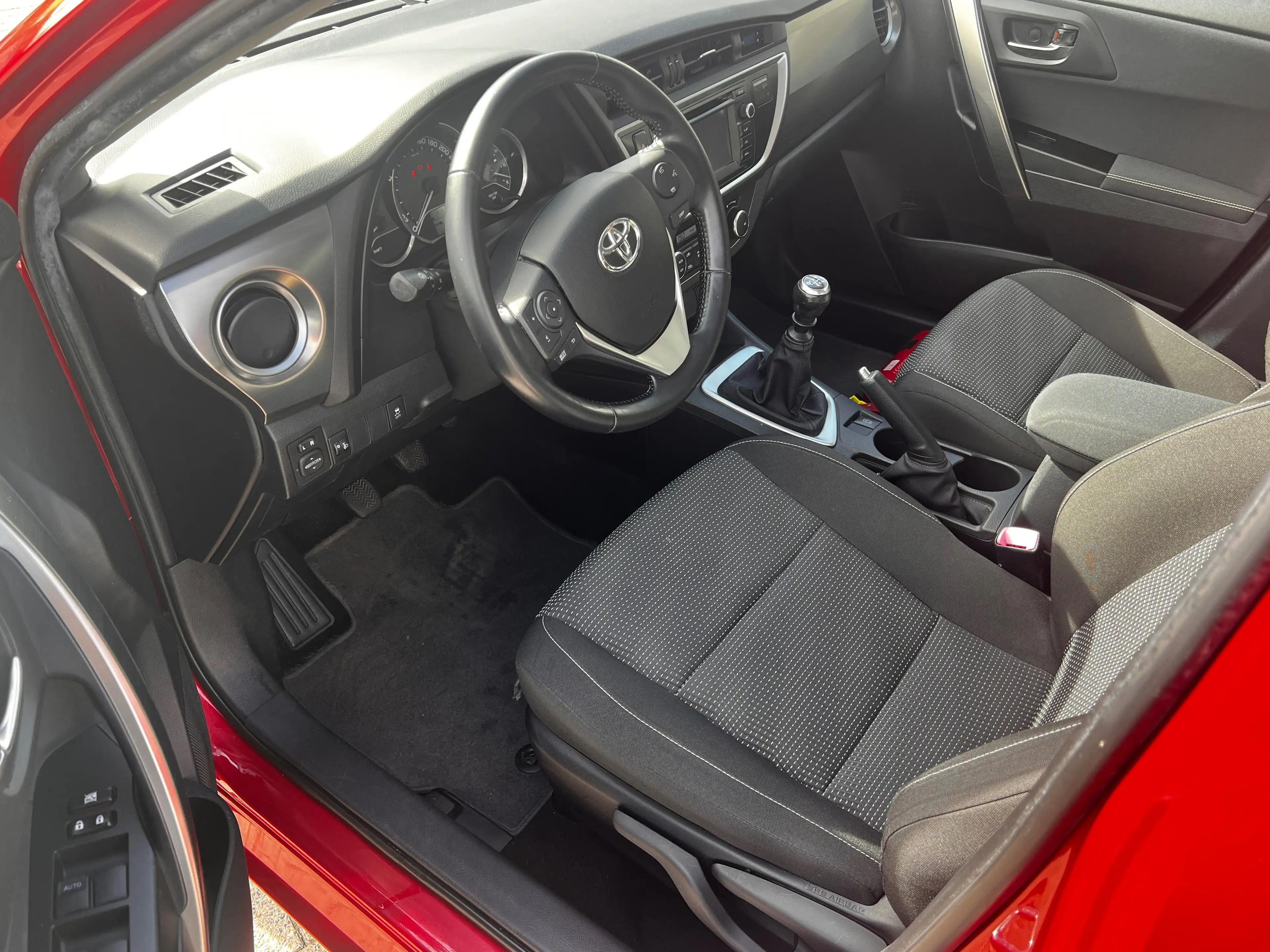 Toyota Auris Auris 1.4 D-4D ECO Comfort — photo 7