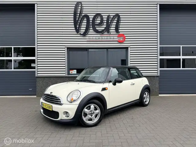 MINI Cooper Mini 1.6 Business Line AIRCO CARPLAY CAMERA