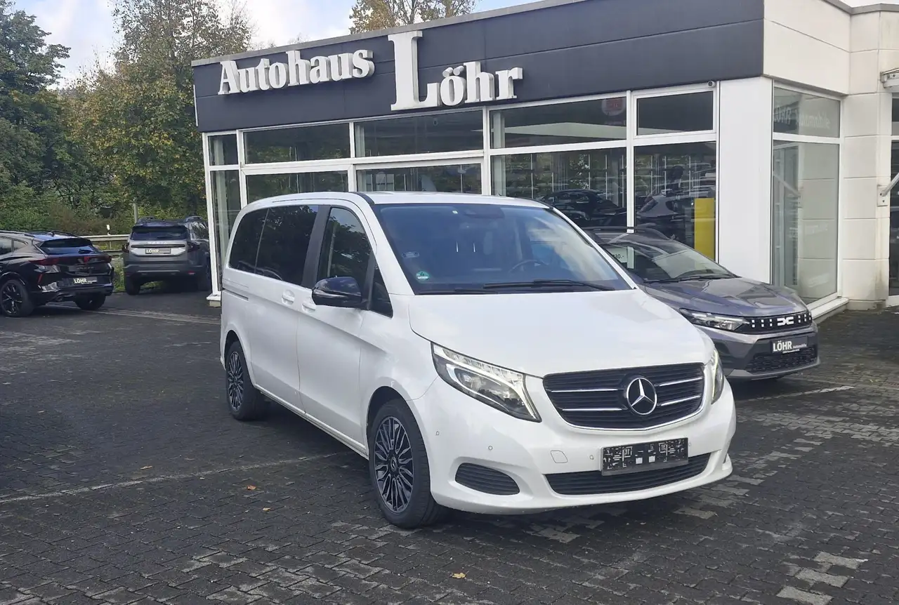 Mercedes-Benz V 250