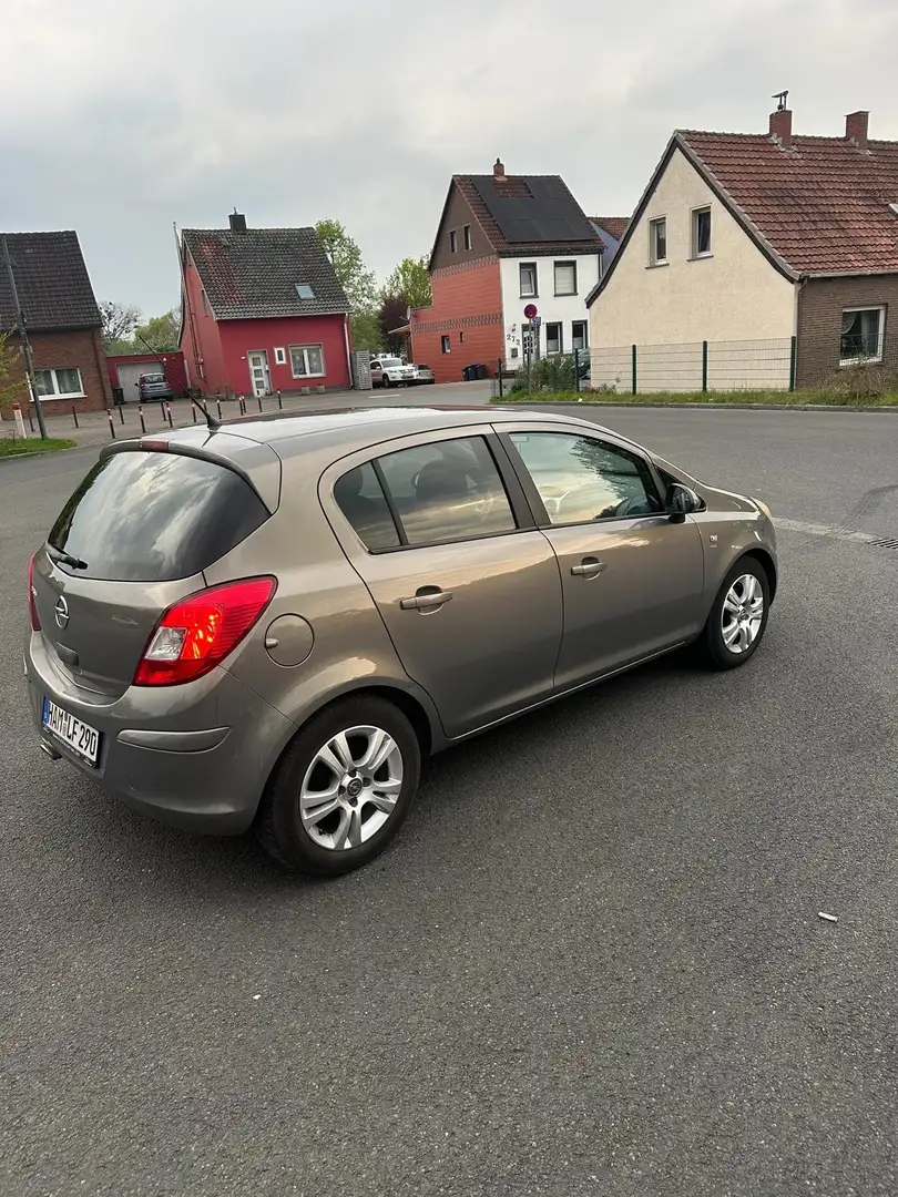 Opel Corsa GSi - 2