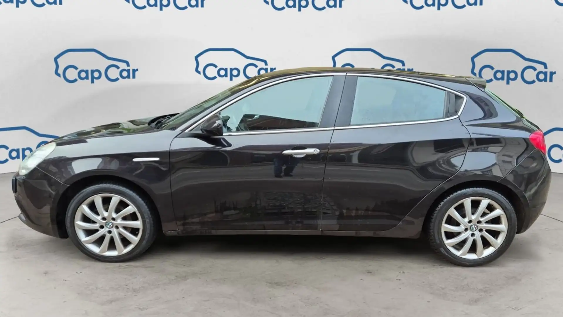 Alfa Romeo Giulietta III 1.6 JTDM 105 Exclusive Noir - 2