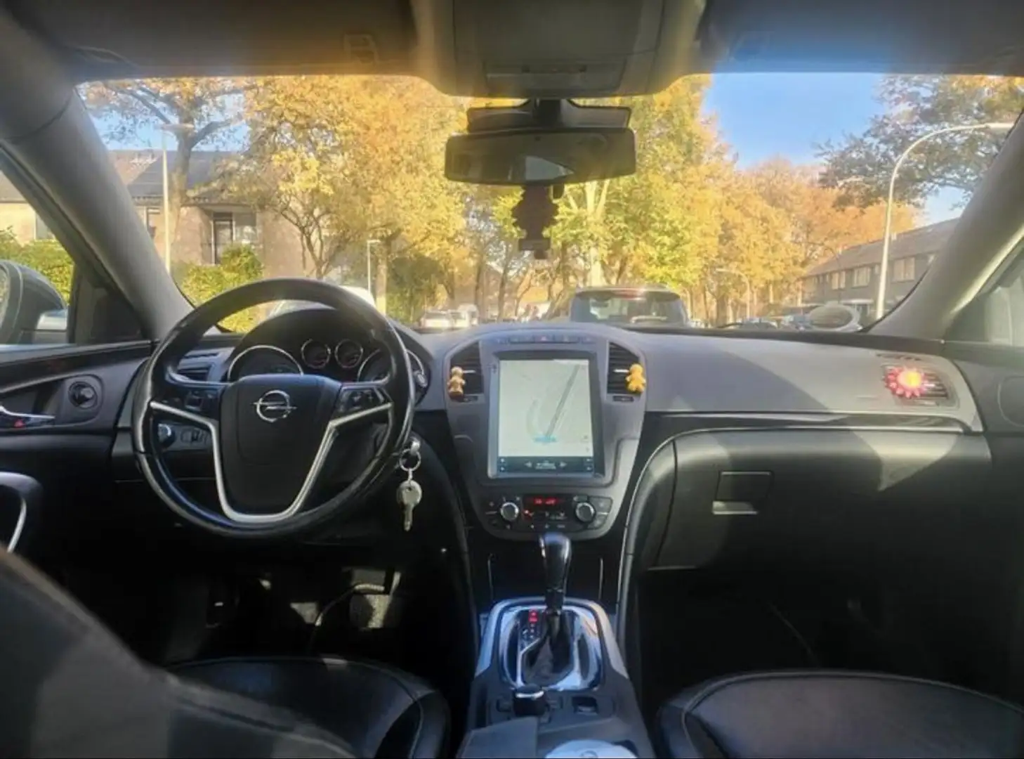 Opel Insignia 2.0 T Edition TURBO 210 pk 4-drs Automaat Grijs Grijs - 1