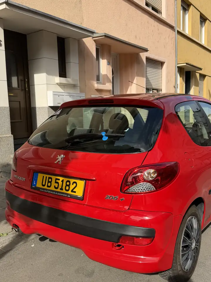 Peugeot 206