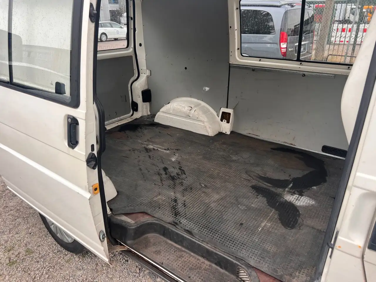 Volkswagen T4 Kasten / Fensterbus mit Tüv 07/2027, foto 11