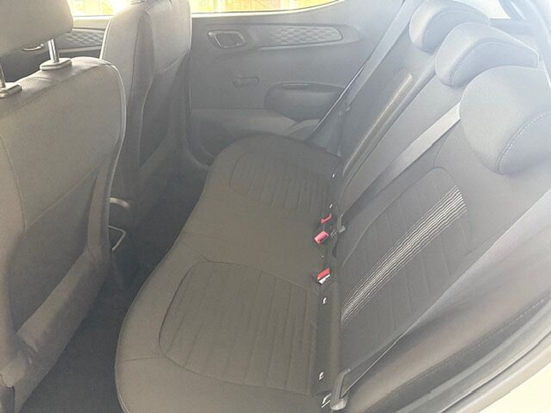 Hyundai i10 1.2 AMT Comfort Plus*Navi*Klimaa.*PDC*Kamera — photo 8