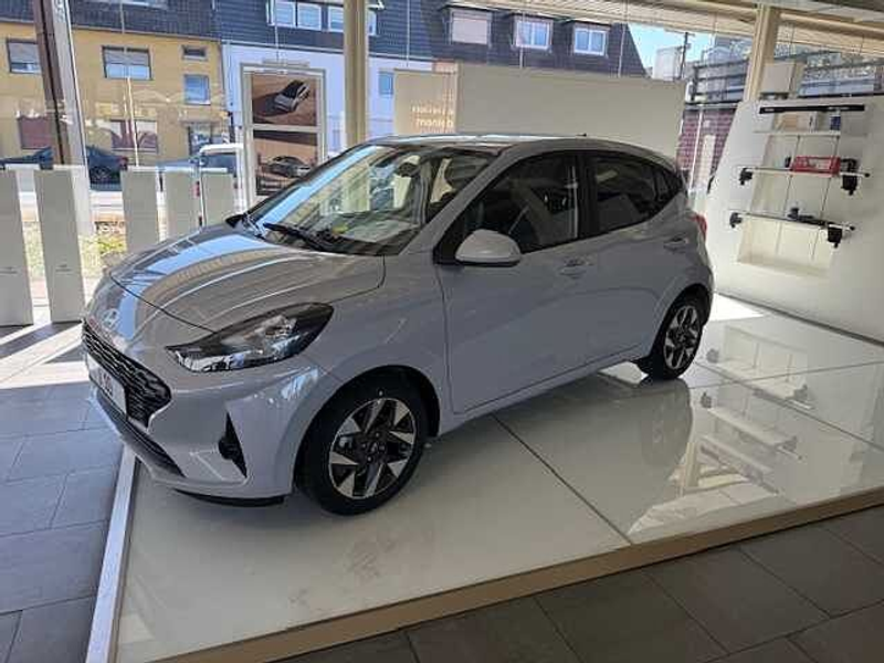 Hyundai i10 1.2 AMT Comfort Plus*Navi*Klimaa.*PDC*Kamera — photo 4