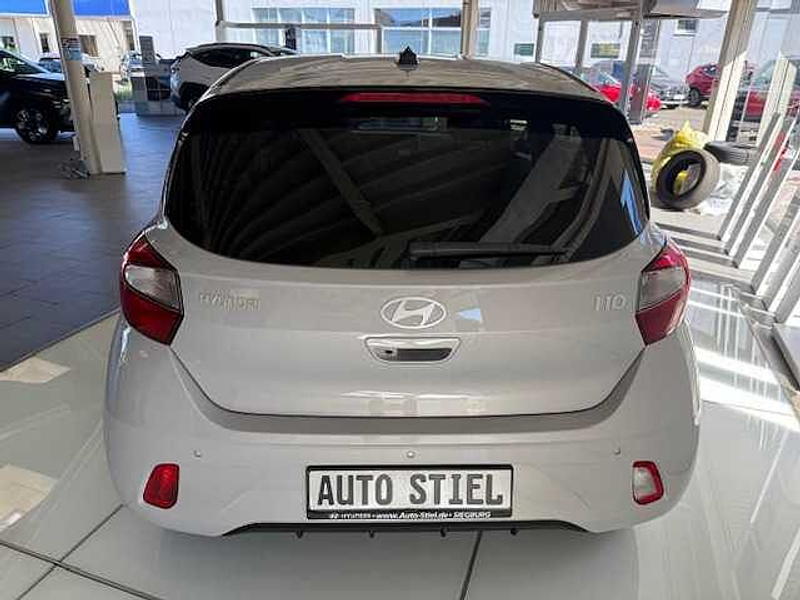 Hyundai i10 1.2 AMT Comfort Plus*Navi*Klimaa.*PDC*Kamera — photo 6
