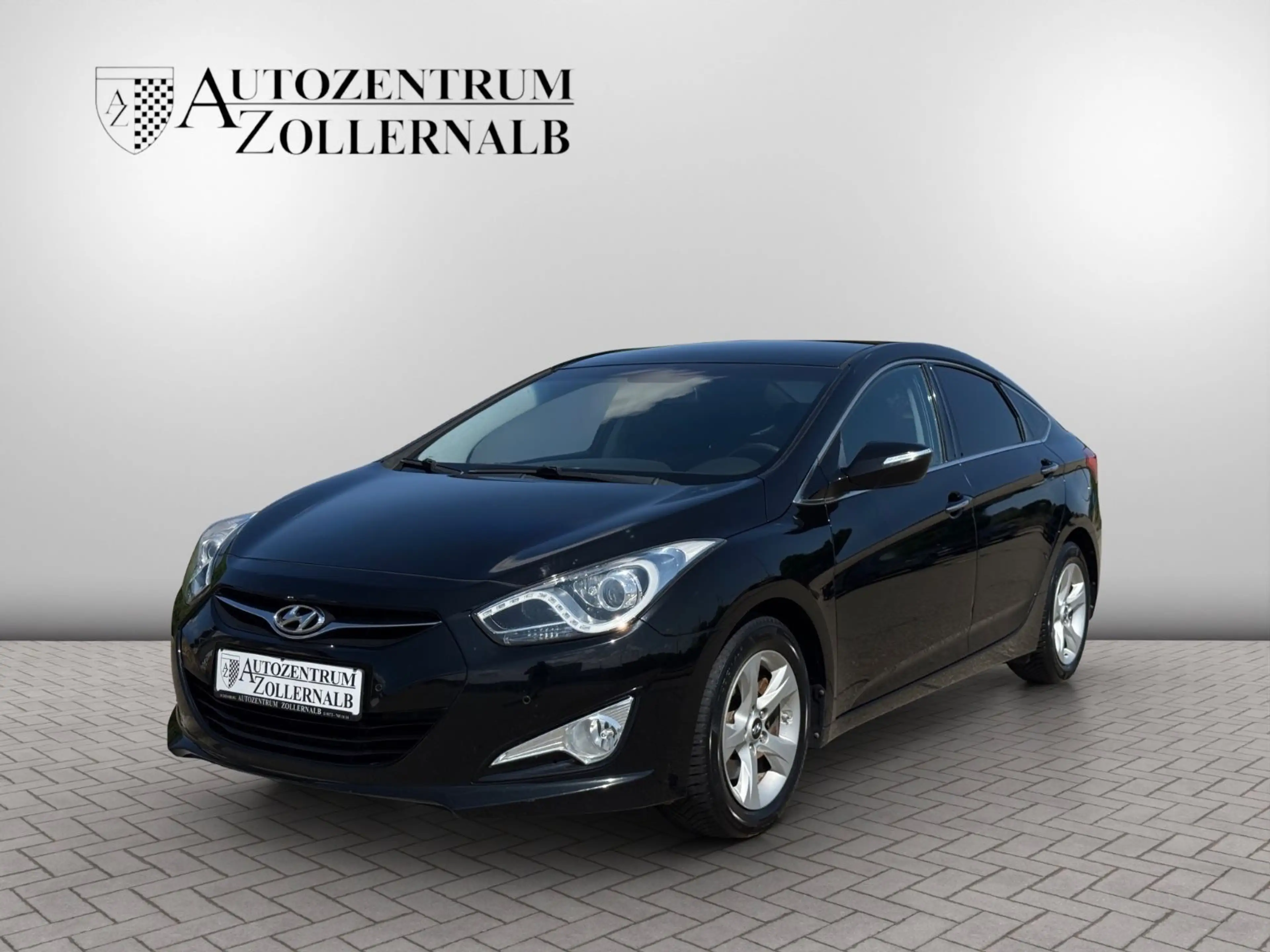 Hyundai i40 1.7 CRDi Autom. Style *NAVI*KAMERA*KEYLESS*