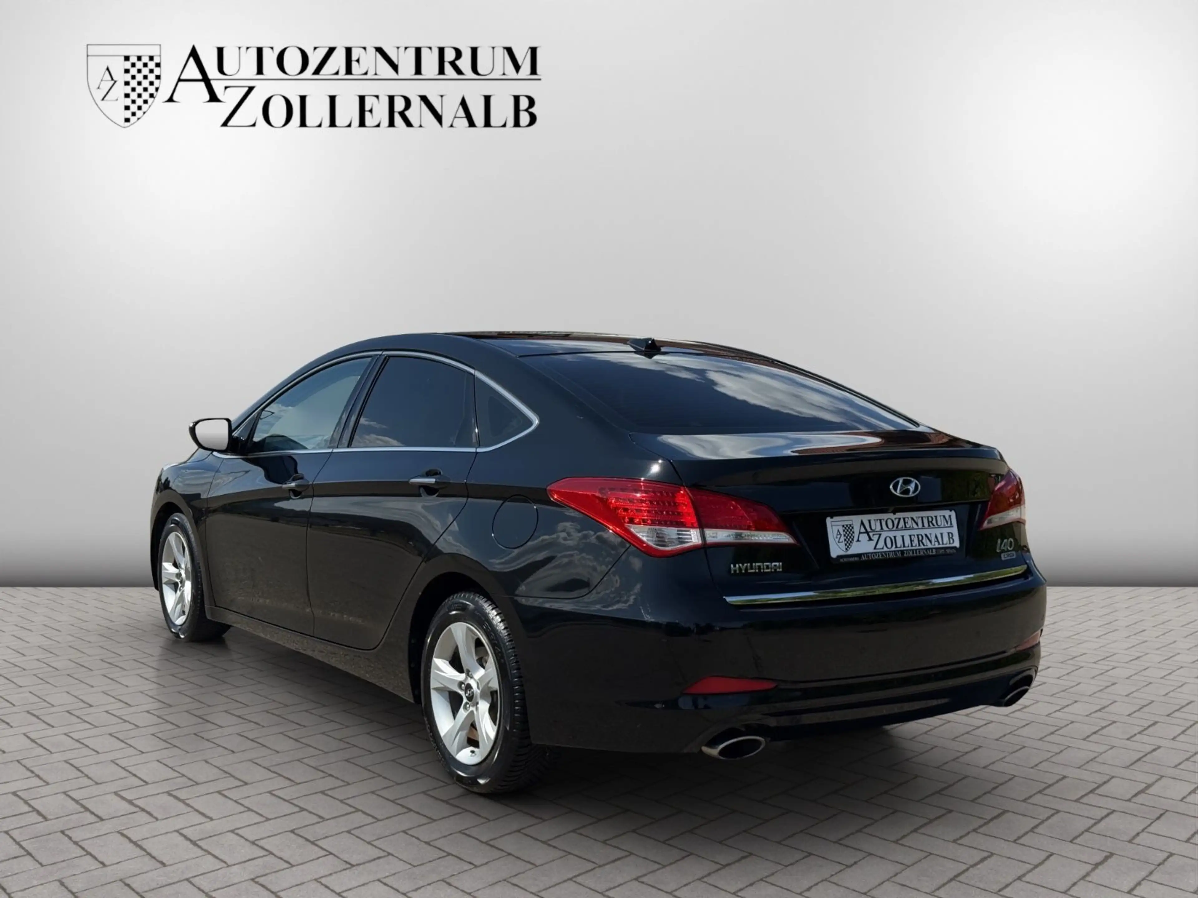 Hyundai i40 1.7 CRDi Autom. Style *NAVI*KAMERA*KEYLESS* — photo 4