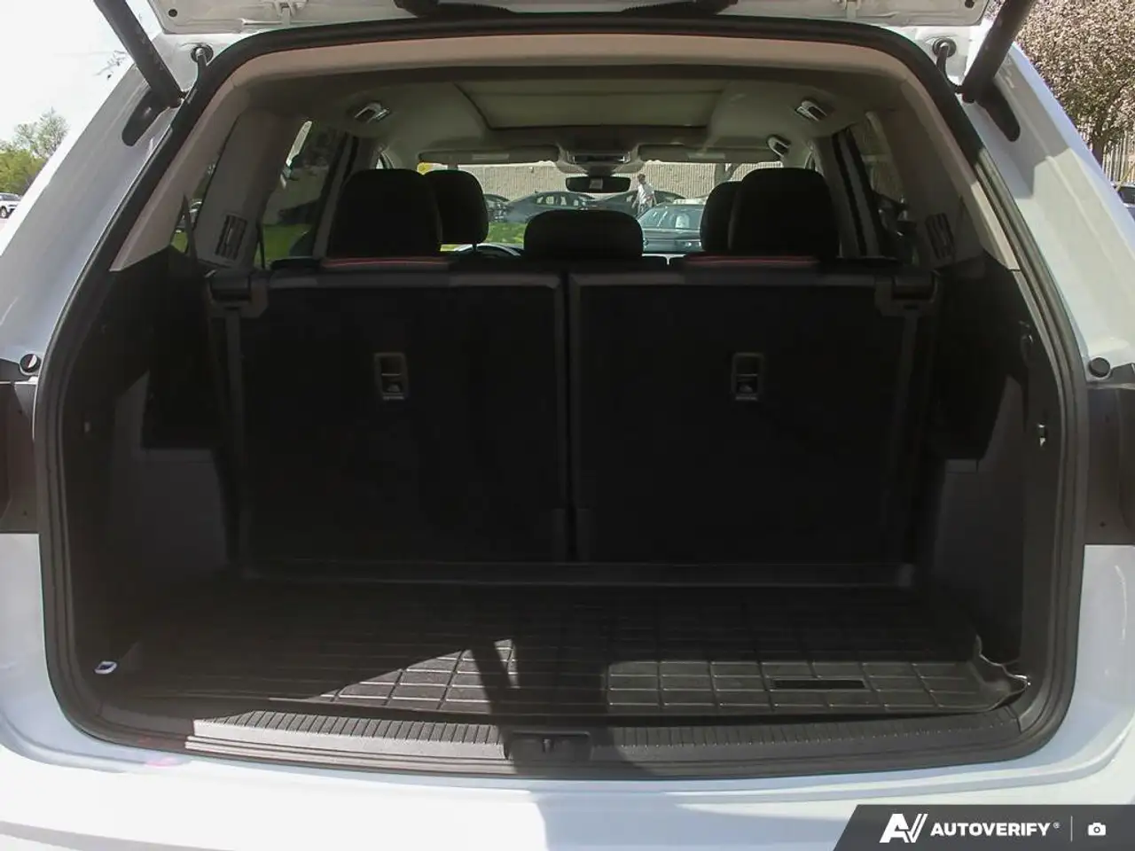 Volkswagen Atlas снимка Volkswagen Atlas