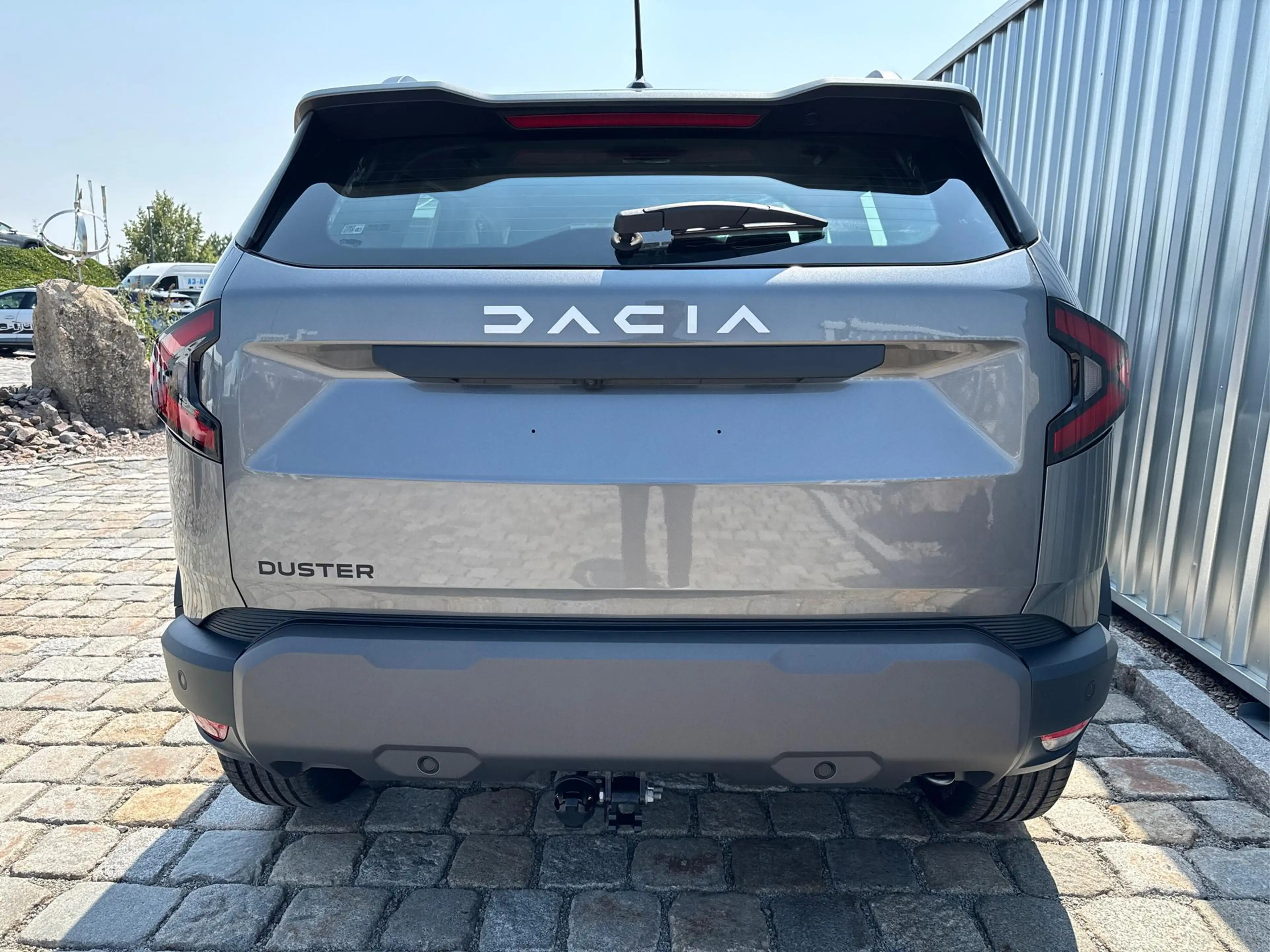 Dacia Duster Expression-Mild hybrid TCe -103 kW / 140 PS-6 G... — photo 5