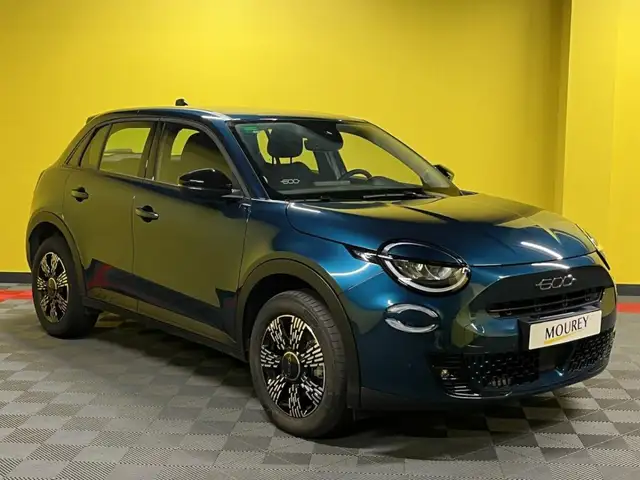 Fiat 600 view 3