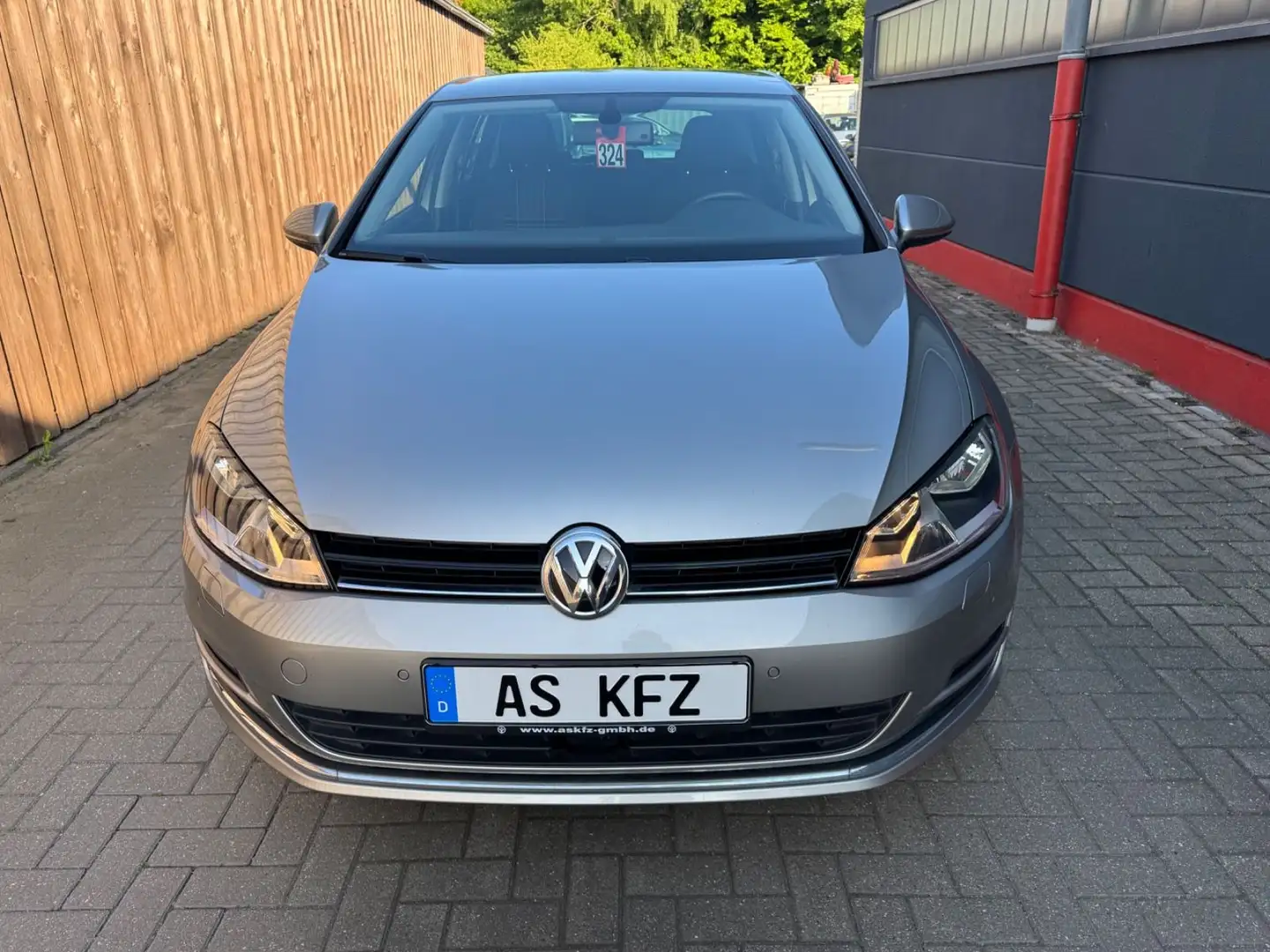 Volkswagen Golf VII Lim. Lounge BMT KLIMA NAVI STANDHEIZUNG Argent - 2