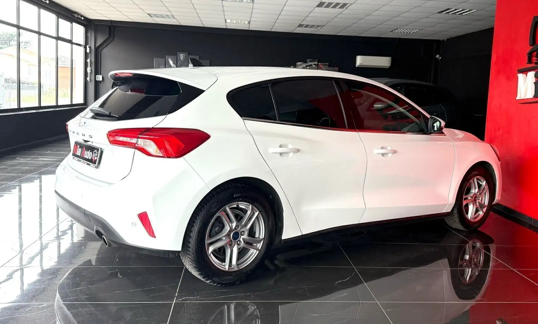 Ford Focus 1.5 EcoBlue 120 CV 5p. ST-Line Bianco - 2