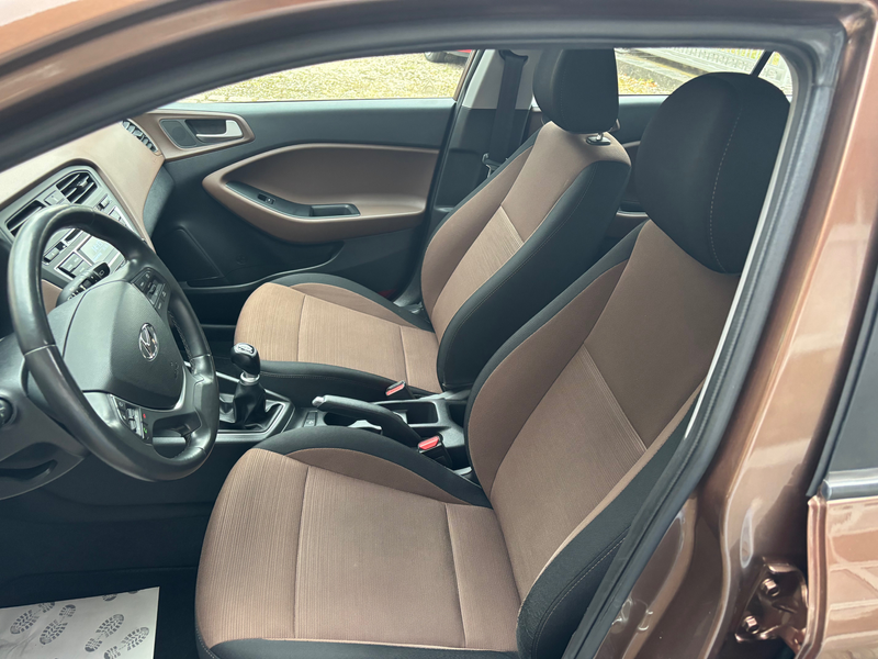 Hyundai i20 i20 1.2 Trend — photo 8