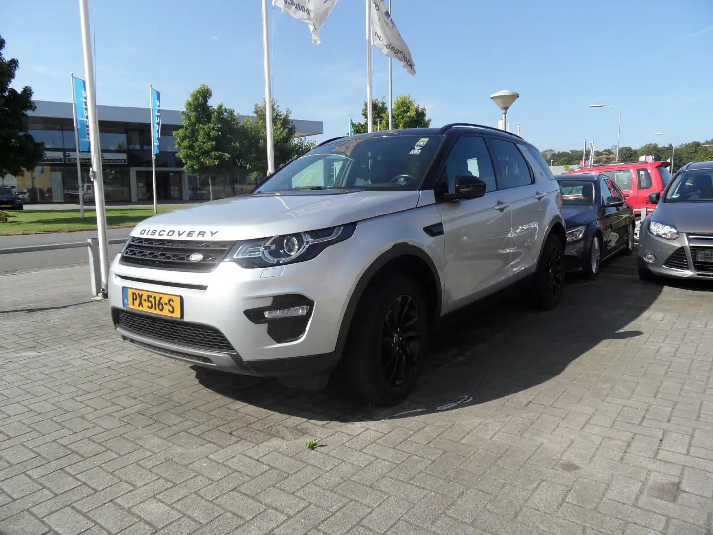Land Rover Discovery Sport 2.0 TD4 Urban Series SE Automaat Grau - 1