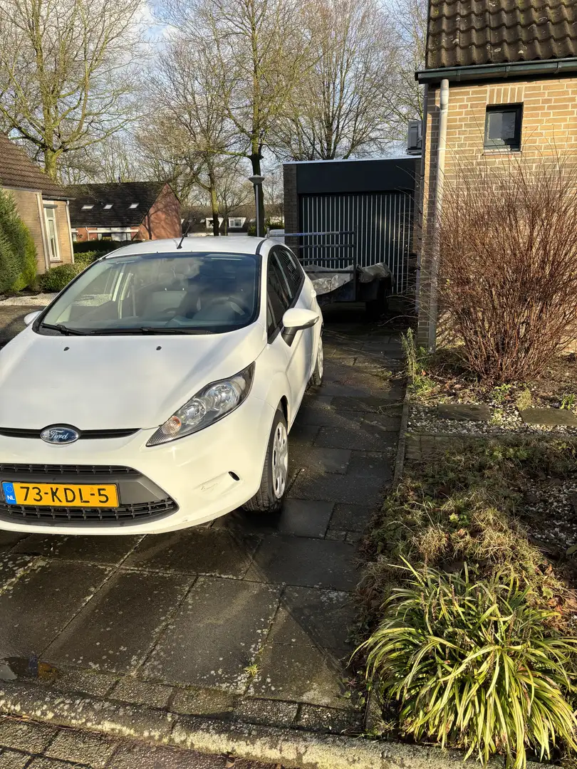 Ford Fiesta 1.25 Limited Wit - 2