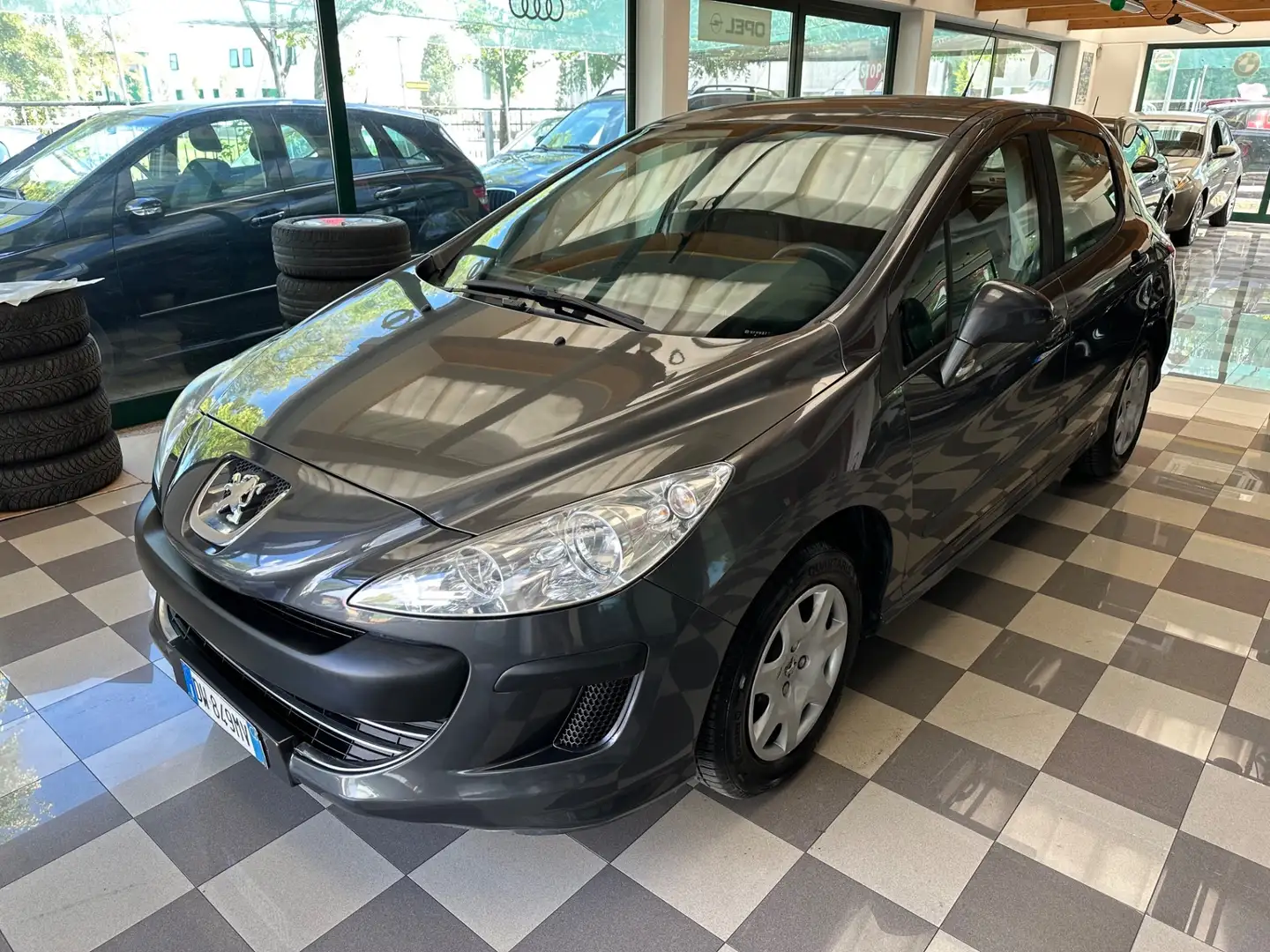 Peugeot 308 Peugeot 308 1.4 VTi 95CV 5p. Premium Grigio - 1