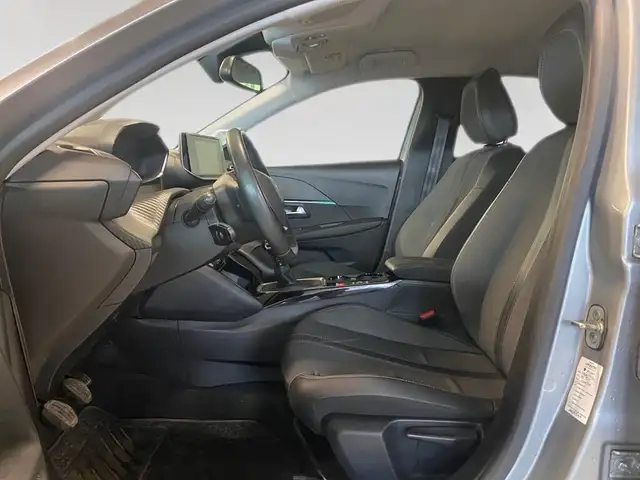 Peugeot 208 view 7