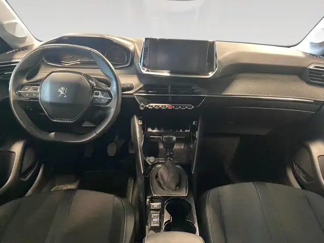 Peugeot 208 view 6